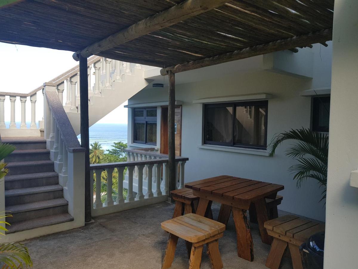 Island Cove Apartment วิกตอเรีย ภายนอก รูปภาพ
