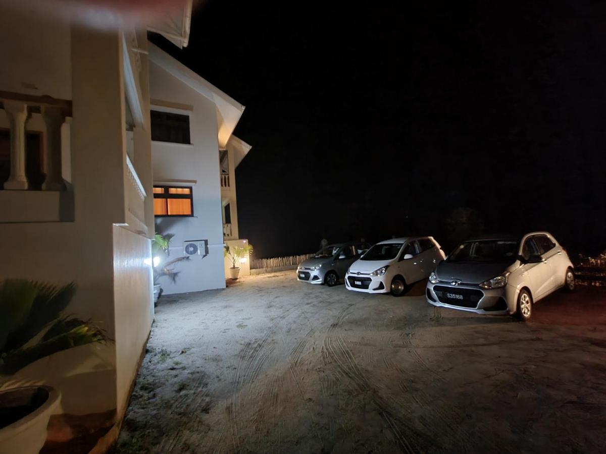 Island Cove Apartment วิกตอเรีย ภายนอก รูปภาพ